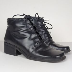 VINTAGE Bandolino Black Leather Ankle Boots with Chunky Heel